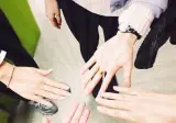 손바닥 뒤집어서 편 가르는거 뭐라고해?