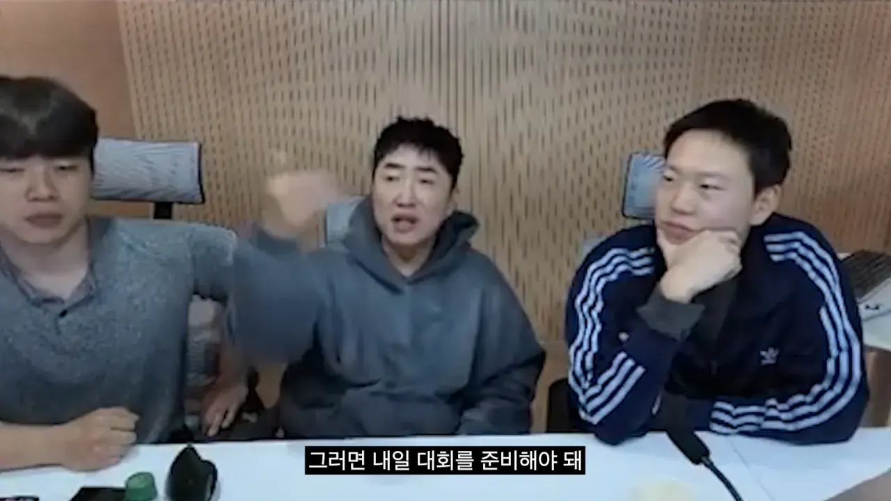 홍진호_ 오현민_ 유리사_ 장동민이 뽑은 최고의 상대 월드컵 18-56 screenshot.png 장동민이 말하는 홍진호가 최근 서바이벌에서 아쉬운 모습을 보였던 이유