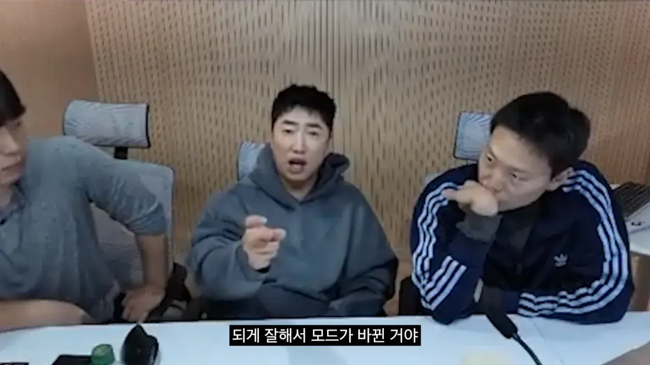홍진호_ 오현민_ 유리사_ 장동민이 뽑은 최고의 상대 월드컵 19-22 screenshot.png 장동민이 말하는 홍진호가 최근 서바이벌에서 아쉬운 모습을 보였던 이유