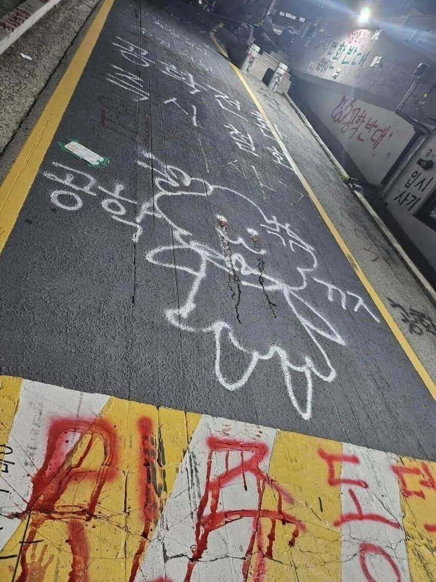 01.38658336.1.jpg