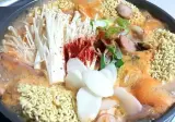 의외로 존나 갈린다는 부대찌개 라면사리 vs 당면 논쟁