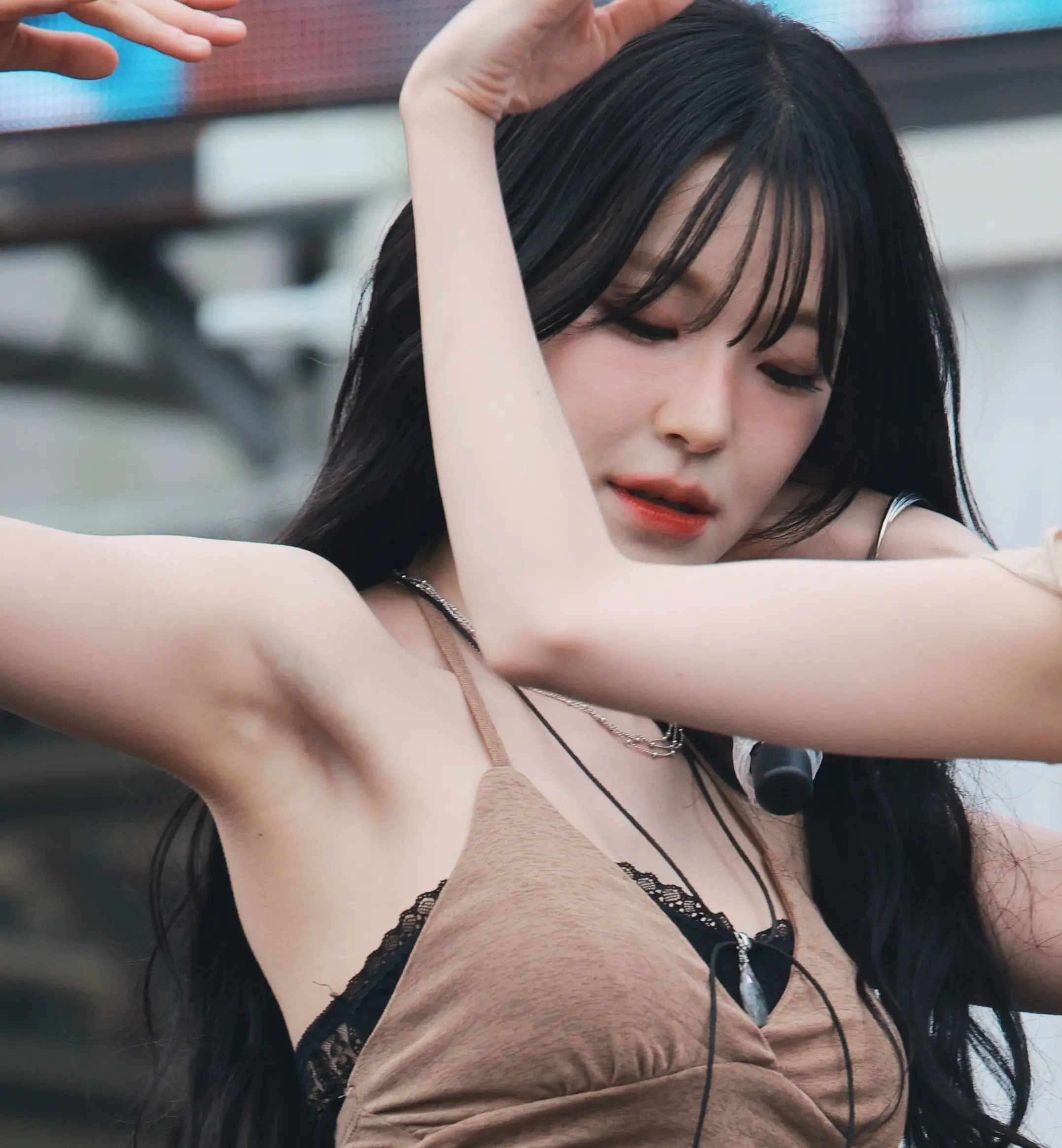 CMT.mv-FMShoT5-8KUiw_N1S8A==.2.jpg