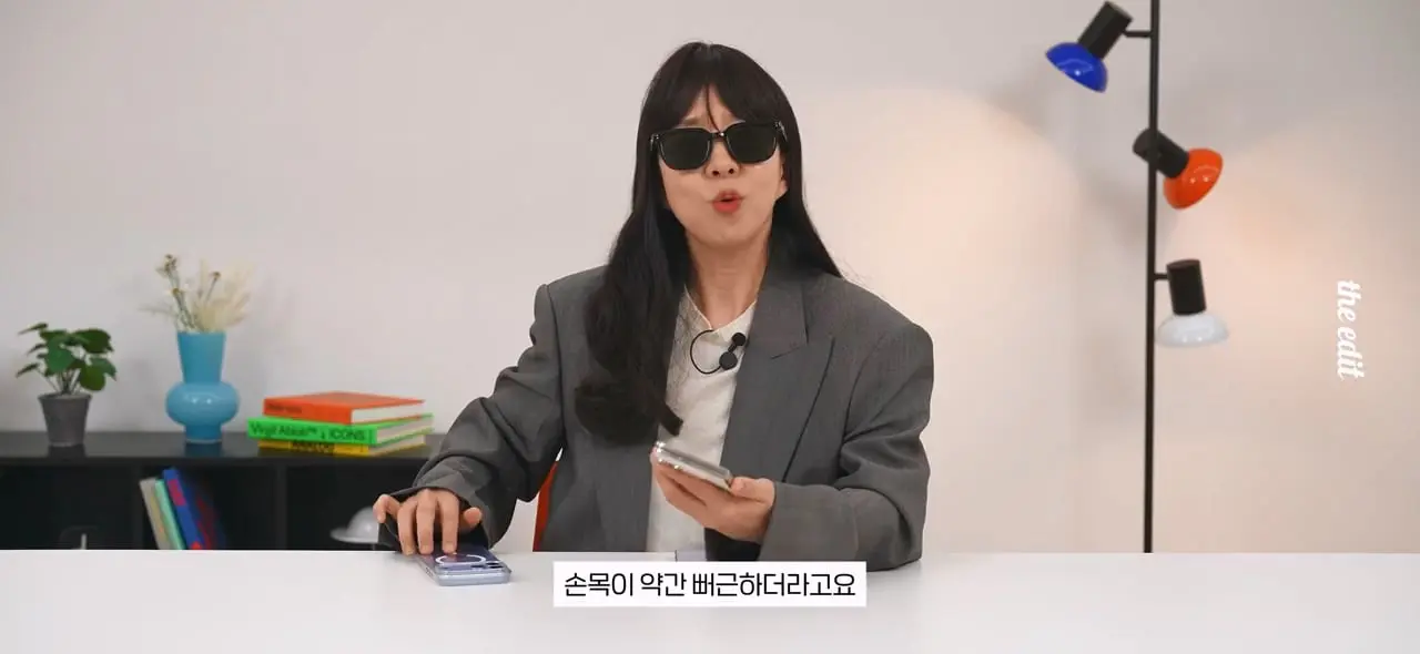 419만원 아이폰 듀오 누가 사냐,,.mp4_20261026_100152.699.jpg