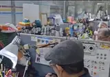 장난감 무료로 고쳐주는 할아버지들.mp4