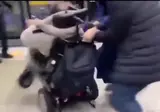 멋모르고 부산 지하철에 방문했던 전장연 시위대 mp4