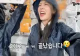 수원 FC 위민 응원하다가 태극기 안된다는 이야기를 들은 탈북 여성