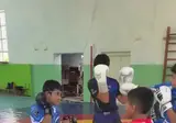 야 스파링 중에 위험하게 안경을 쓰면 어떡해!