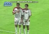 2004년 아시안컵 한국 2-0 UAE 골장면.gif