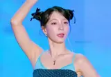 어제자 오마이걸 유빈 시원한 청팬츠