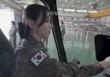 요즘 해군 중사 미모 수준 ㅎㄷ ㄷㄷ ㄷㄷ ㄷㄷ.MP4