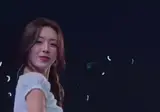 엉덩이 내미는 있지 유나