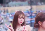 LG 신서윤 치어리더 홀리몰리 아웃송.mp4
