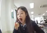 젓가락질 엉망으로 하면 어때? 남한테 피해가는것도 아닌데