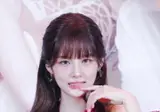 끼부리는 설윤이