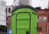 람보르기니 이동식 화장실