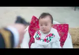 아기한테 총 쏘는 미친놈