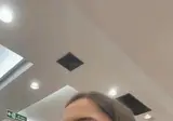 끼부리는 누나를 본 동생 표정.gif