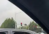 "김기사 그 양반 다른건 괜찮은데...냄새가 선을 넘어"