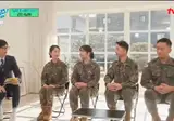 부사관 누나가 장교인 남동생을 밖에서 만나면.mp4