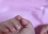 아기의 피를 빨려던 잔혹한 모기.mp4