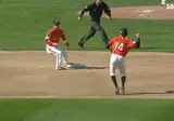 역사가 깊은 KBO 행복수비.GIF